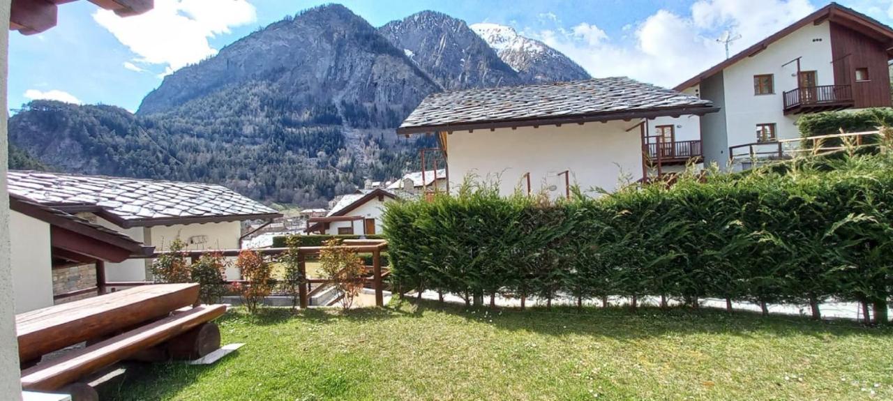 Villaggio Delle Alpi Pré-Saint-Didier Buitenkant foto