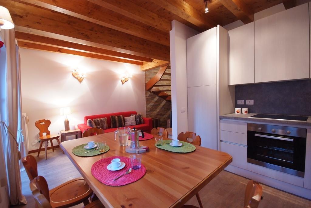 Villaggio Delle Alpi Pré-Saint-Didier Buitenkant foto