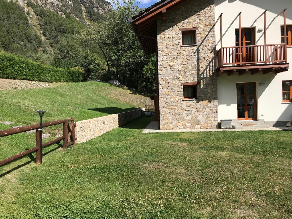 Villaggio Delle Alpi Pré-Saint-Didier Buitenkant foto